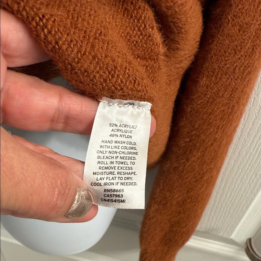 Cozy Brown Turtleneck Sweater - Picture 6 of 7